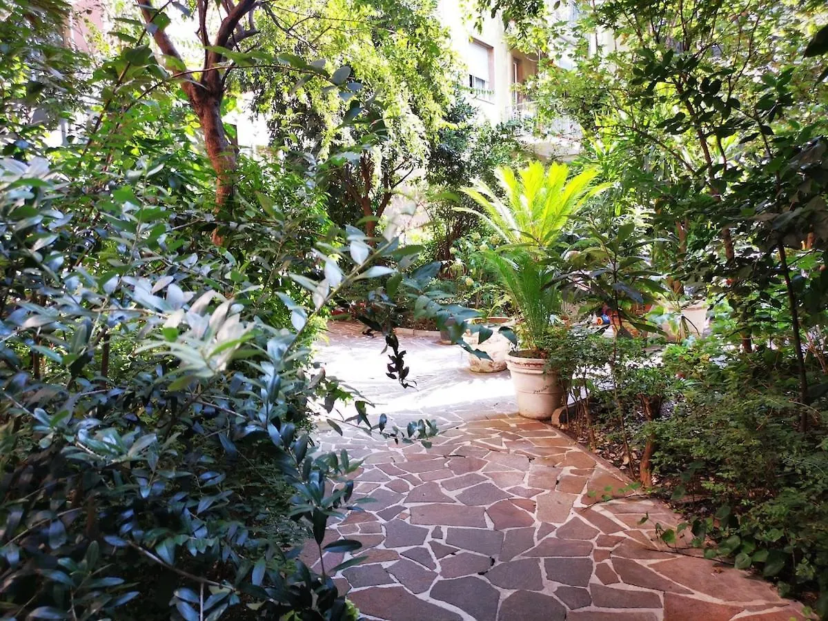 Cozy Studio 50 Meters From The Metro Milano Daire