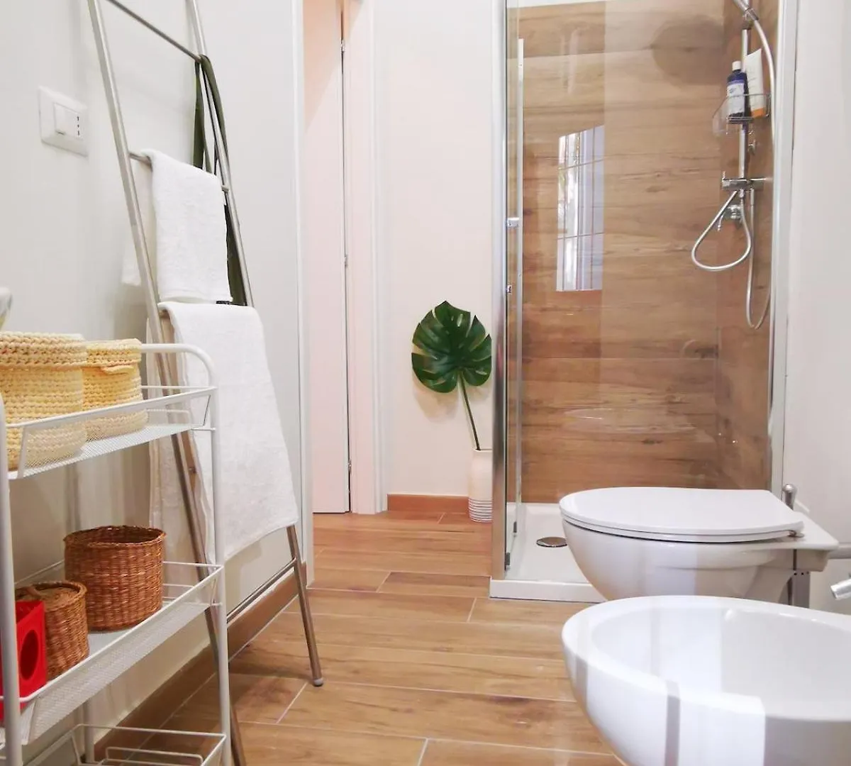 Daire Cozy Studio 50 Meters From The Metro Milano